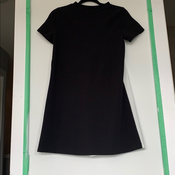 Black, white and snake print tunic. - Picture 3 of 3